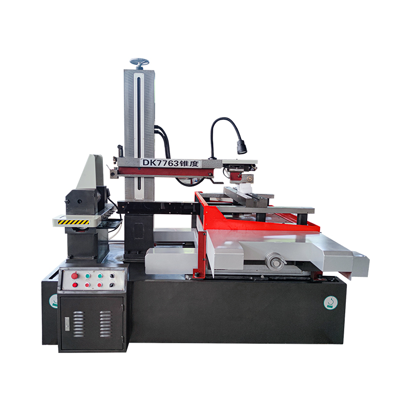 DK7763 Non-Standard F Model Az Az Overcurrent Protection CNC Wire EDM دستگاه برش با سرعت بالا